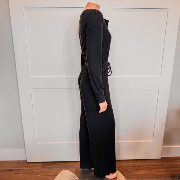 NWT- Miami of Francesca’s-Faye Rib Knit Black Onesie Jumpsuit-Women’s X-Small - Picture 4 of 10